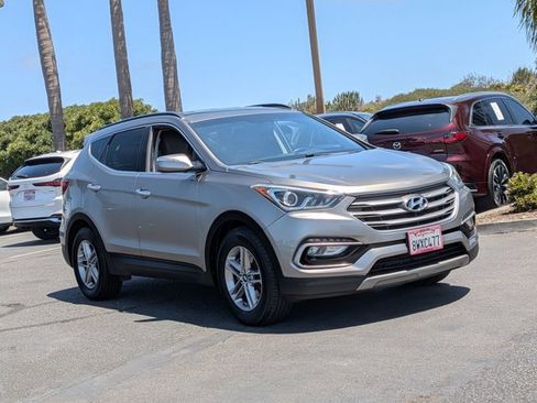 Used 2017 Hyundai Santa Fe Sport FWD image 4