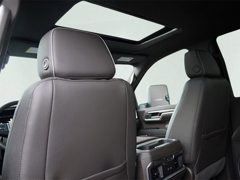 New 2026 GMC Sierra 2500 Denali w/ Denali Reserve Package image 31