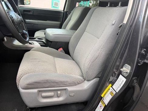 Used 2012 Toyota Tundra 4x4 Double Cab w/ SR5 Pkg image 6