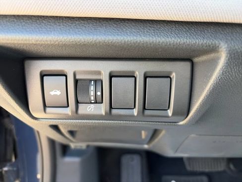Used 2025 Subaru Legacy Premium w/ Popular Package #1A AWD/4WD image 11