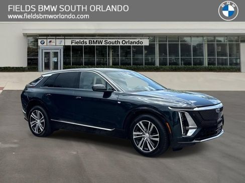 Used 2024 Cadillac Lyriq Luxury AWD/4WD image 1