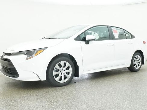 New 2026 Toyota Corolla LE image 6