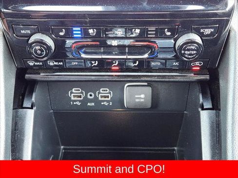 Certified 2025 Jeep Grand Cherokee Summit w/ Obsidian Package AWD/4WD image 28
