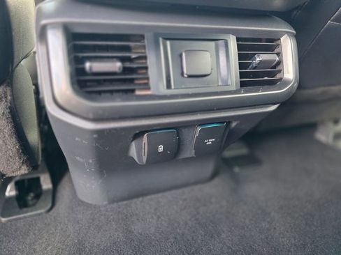 Used 2023 Ford F150 Lariat image 15