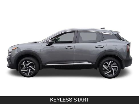 Used 2026 Nissan Kicks SV FWD image 5