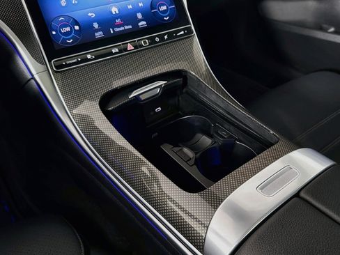 Used 2022 Mercedes-Benz C 300 Sedan image 6