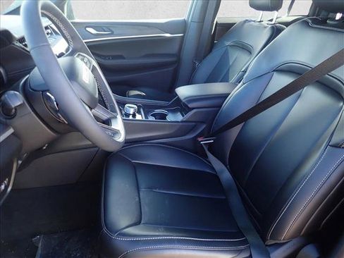 New 2026 Jeep Grand Cherokee Limited w/ Limited Altitude Package image 12