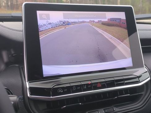 New 2026 Jeep Compass Latitude image 37