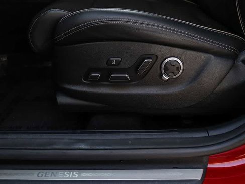 Used 2024 Genesis GV70 2.5T w/ Sport Prestige Package image 22