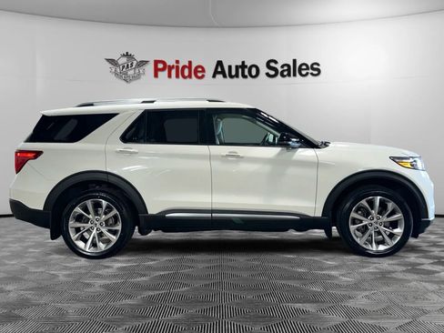 Used 2021 Ford Explorer Platinum w/ Equipment Group 601A AWD/4WD image 13