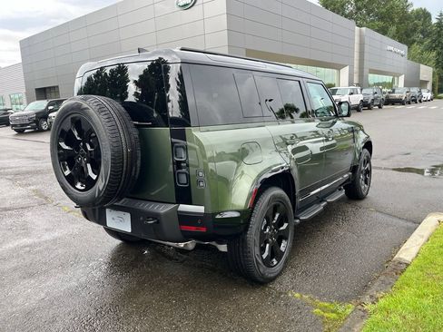 New 2026 Land Rover Defender 110 X-Dynamic SE AWD/4WD image 7