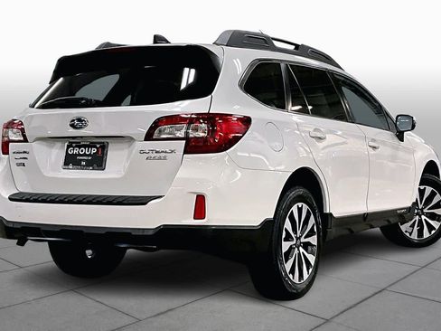 Used 2016 Subaru Outback 2.5i Limited image 13