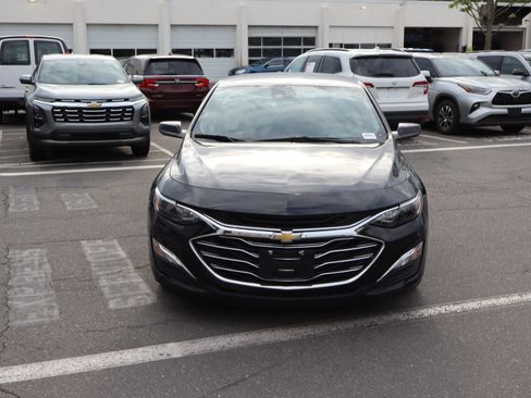 Used 2024 Chevrolet Malibu LS FWD image 3