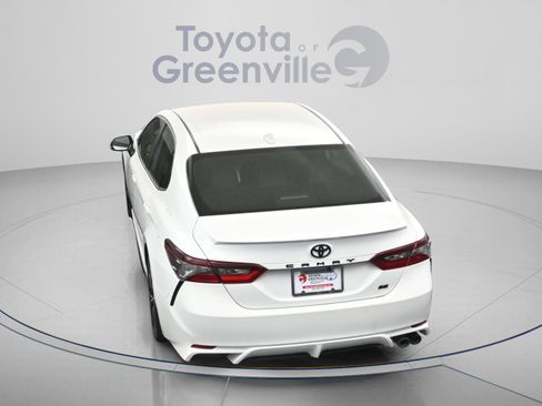 Certified 2024 Toyota Camry SE FWD image 10