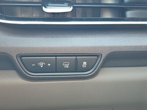New 2026 Kia Carnival EX FWD image 20
