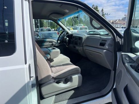 Used 2001 Ford F250 XLT AWD/4WD image 17