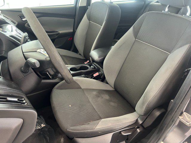 Used 2012 Ford Focus SE FWD image 10
