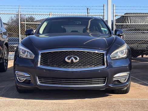 Used 2016 INFINITI Q70 L 3.7 w/ Deluxe Touring Package image 2