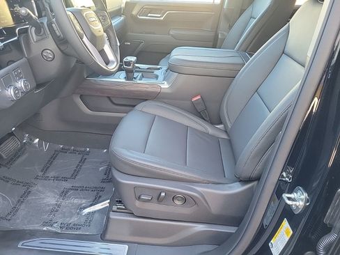 New 2026 GMC Sierra 1500 SLT w/ SLT Premium Plus Package RWD image 11
