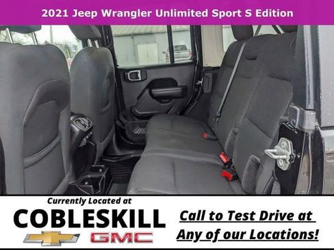 Used 2021 Jeep Wrangler Unlimited Sport image 13