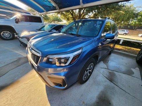 Used 2021 Subaru Forester Premium w/ Popular Package #1 AWD/4WD image 3