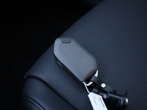 New 2026 Kia Sportage SX image 32