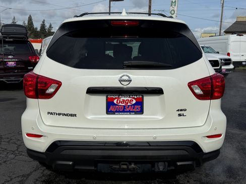 Used 2019 Nissan Pathfinder SL AWD/4WD image 7