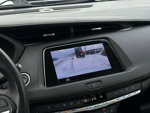 Used 2022 Cadillac XT4 Premium Luxury w/ Sun And Sound Package image 4