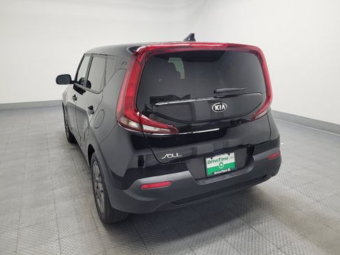 Used 2021 Kia Soul S FWD image 6