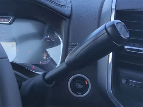 Used 2025 RAM 3500 Laramie w/ Max Tow Package image 33