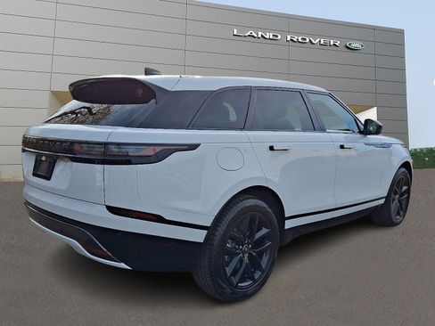 Used 2026 Land Rover Range Rover Velar Dynamic SE AWD/4WD image 2