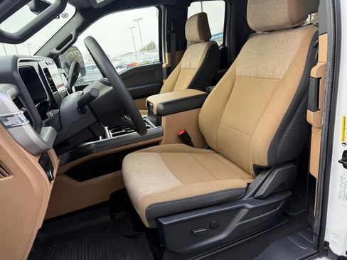 Used 2024 Ford F250 XLT w/ XLT Premium Package image 26