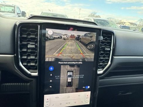 New 2025 Ford Ranger XLT w/ Equipment Group 301A High image 12