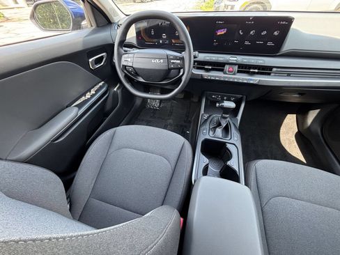 Used 2025 Kia K4 FWD image 34