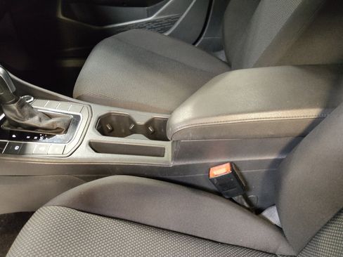 Used 2021 Volkswagen Jetta S w/ Driver Assistance Package image 26