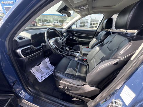 Used 2025 Kia Telluride S AWD/4WD image 9