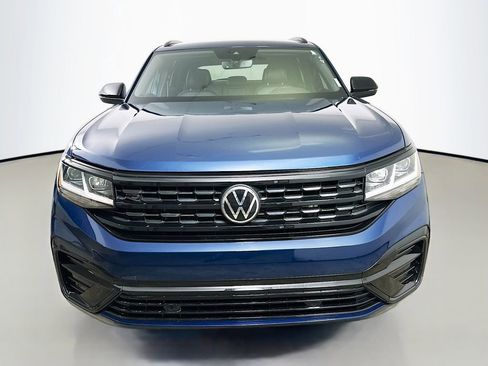 Used 2022 Volkswagen Atlas Cross Sport SEL R-Line image 2