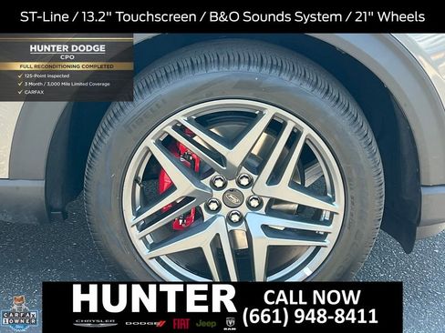 Used 2025 Ford Explorer ST-Line w/ ST-Line Street Pack AWD/4WD image 15