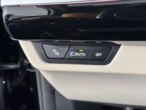 Used 2025 BMW X1 xDrive28i w/ Convenience Package image 19