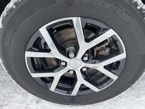 Certified 2023 Jeep Grand Cherokee L Limited image 10