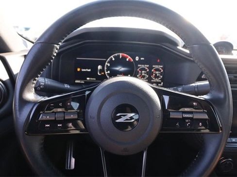 Used 2025 Nissan Z Sport w/ Floor Mat Package image 7