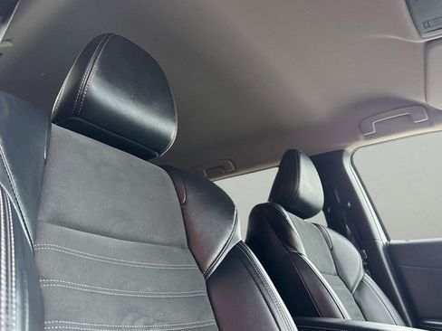 Used 2024 Mitsubishi Outlander SE image 21