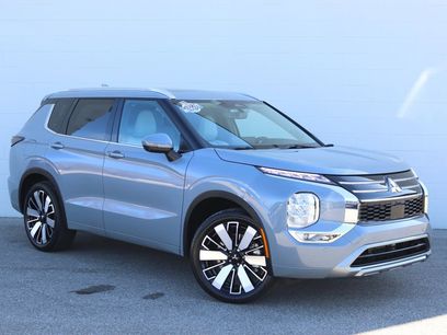 Used 2025 Mitsubishi Outlander SEL