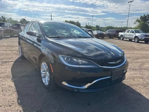 Used 2015 Chrysler 200 Limited w/ Convenience Group FWD image 8