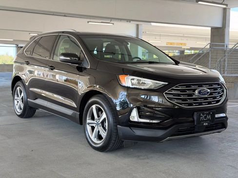 Used 2019 Ford Edge SEL w/ Equipment Group 201A FWD image 3