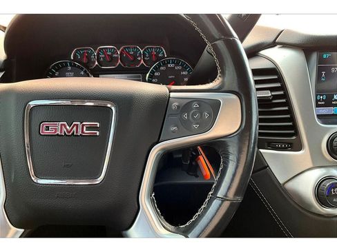 Used 2018 GMC Yukon SLE w/ HD Trailering Package AWD/4WD image 21