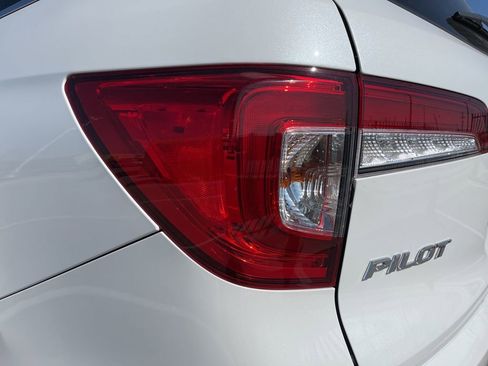 Used 2021 Honda Pilot Special Edition image 7