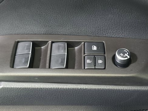 Used 2023 Toyota Camry XSE image 16