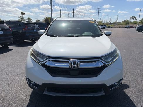 Used 2018 Honda CR-V Touring image 2