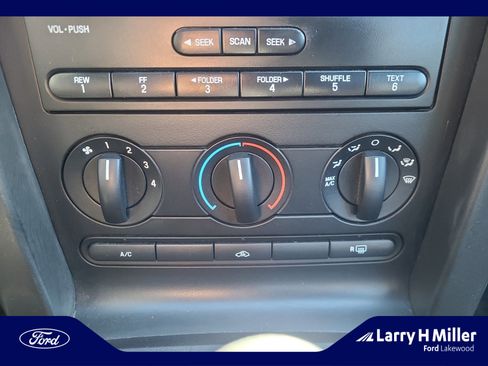 Used 2006 Ford Mustang GT Premium image 30